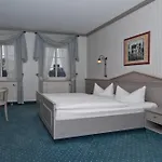 Szálloda Drei Schwanen - Ristorante Due Fratelli 4*