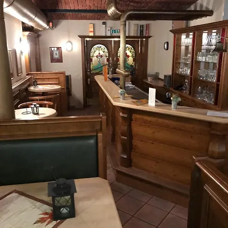 Drei Schwanen - Ristorante Due Fratelli 4* ホーエンシュタイン・エルンストタール