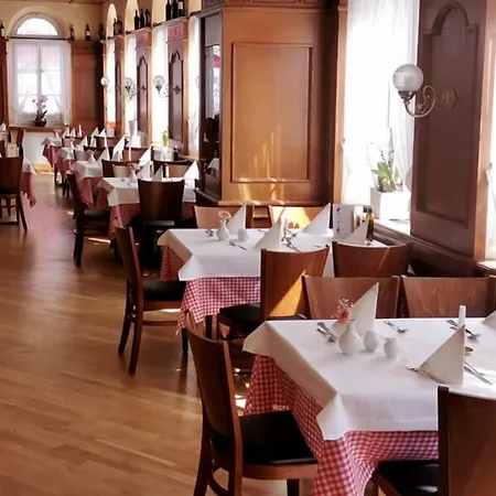 ホテル Drei Schwanen - Ristorante Due Fratelli