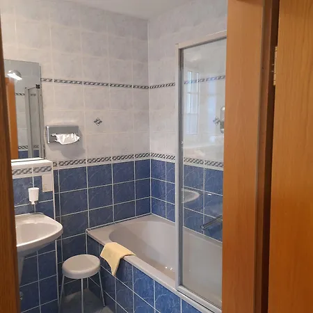 Hotel Drei Schwanen - Ristorante Due Fratelli 4*