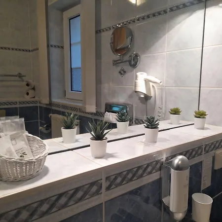 Drei Schwanen - Ristorante Due Fratelli Hotel 4*