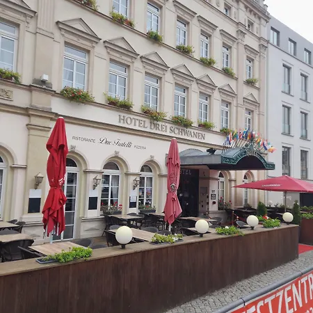 ホテル Drei Schwanen - Ristorante Due Fratelli ホーエンシュタイン・エルンストタール