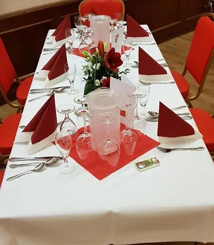 Drei Schwanen - Ristorante Due Fratelli Hotel Hohenstein-Ernstthal