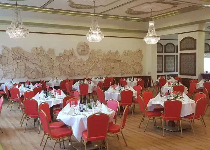 Drei Schwanen - Ristorante Due Fratelli 4*