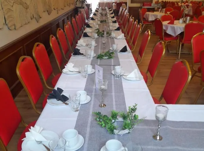 Hotel Drei Schwanen - Ristorante Due Fratelli 4*