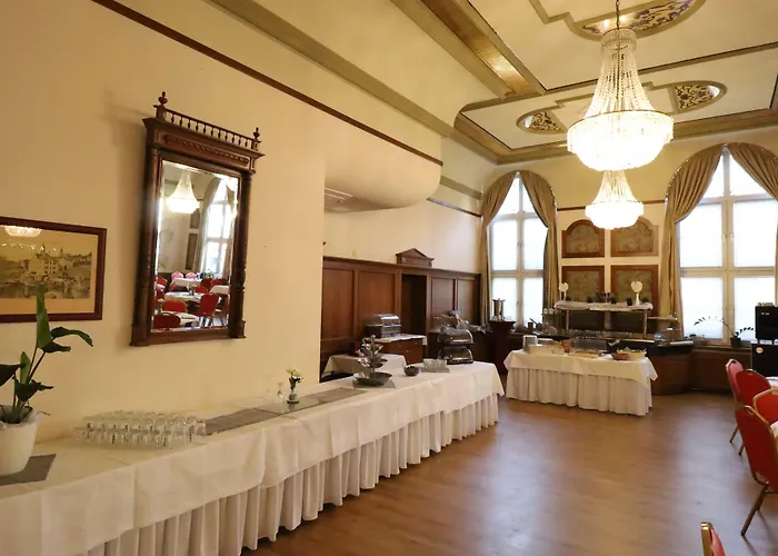 Hotel Drei Schwanen - Ristorante Due Fratelli 4*