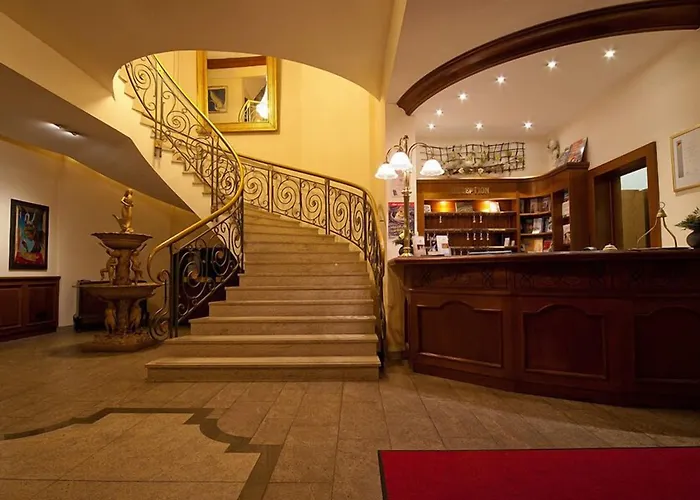 Hotel Drei Schwanen - Ristorante Due Fratelli 4*