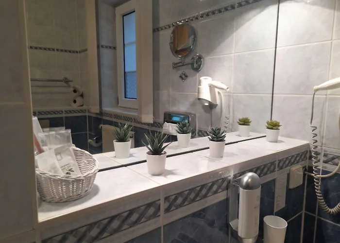 Drei Schwanen - Ristorante Due Fratelli Hotel 4*