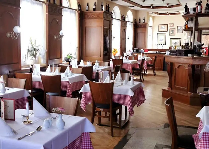 Hotel Drei Schwanen - Ristorante Due Fratelli Hohenstein-Ernstthal